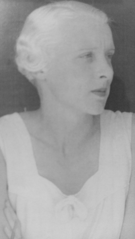 Ilse. Varzi would lose his career when he fell in love with her. She would lose everything.